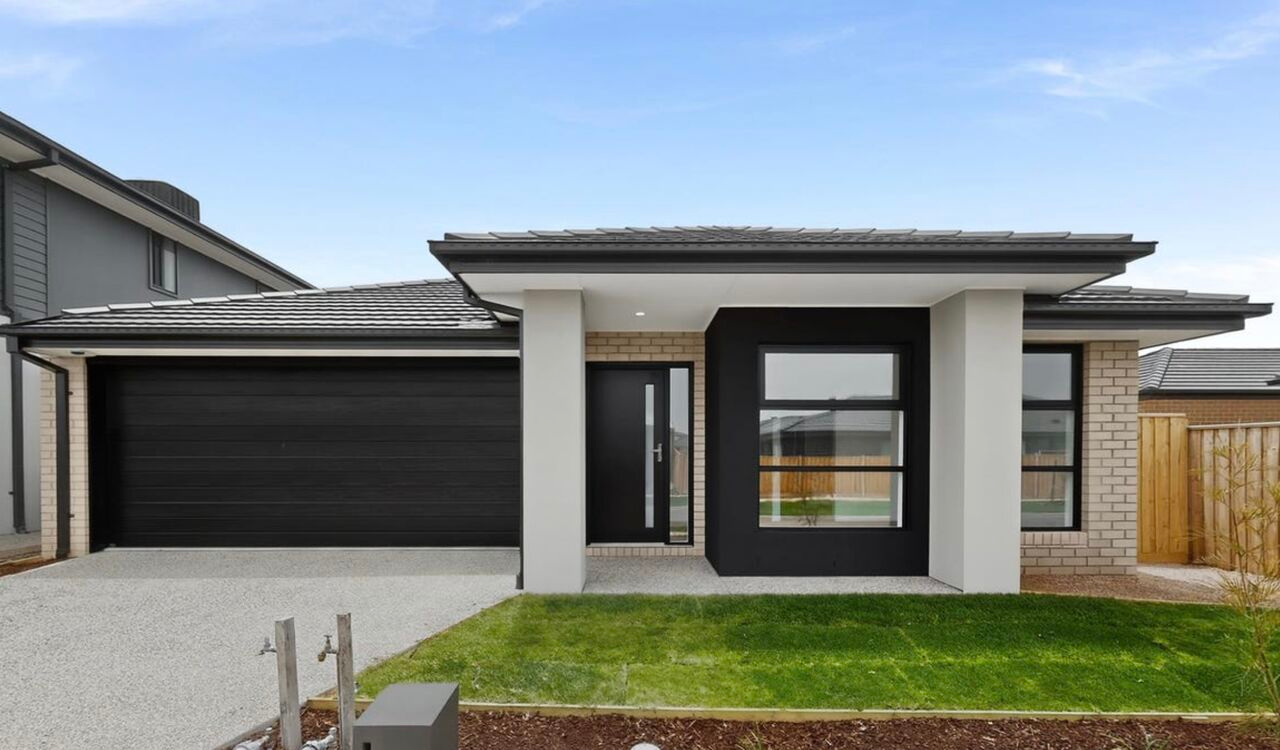 Investment-grade Melbourne house and land package at twilight, sourced for property investors